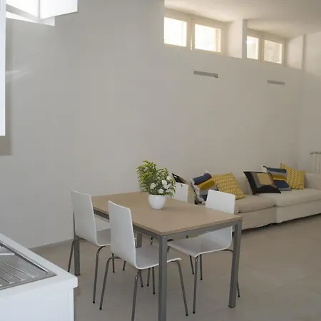 Apartament Tony's House *